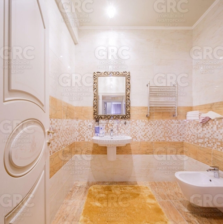 
  Продается 3-комн. квартира 300 м². Фото 4.
