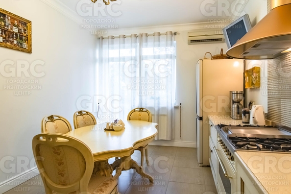 
   Продам 3-комнатную, 130 м², Сухумское шоссе ул, 13/8

. Фото 18.