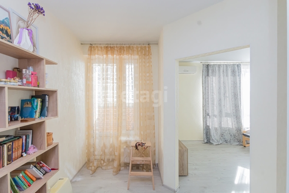 
   Продам 1-комнатную, 42.6 м², Лаврова ул, 8/2

. Фото 6.