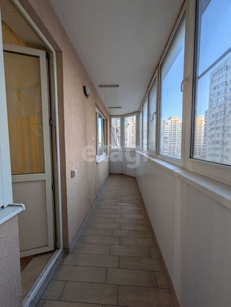 
   Продам 1-комнатную, 44.3 м², Александра Покрышкина ул, 2/2

. Фото 4.