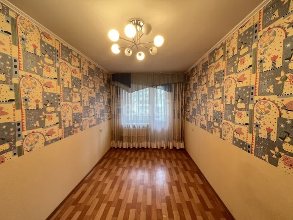 
   Продам 4-комнатную, 78.6 м², 30-й Иркутской Дивизии ул, 8

. Фото 2.