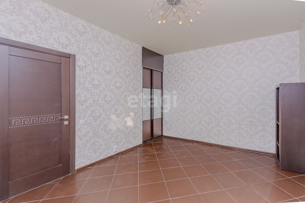 
   Продам 1-комнатную, 38.5 м², Хаджинова М.И. ул, 21

. Фото 6.