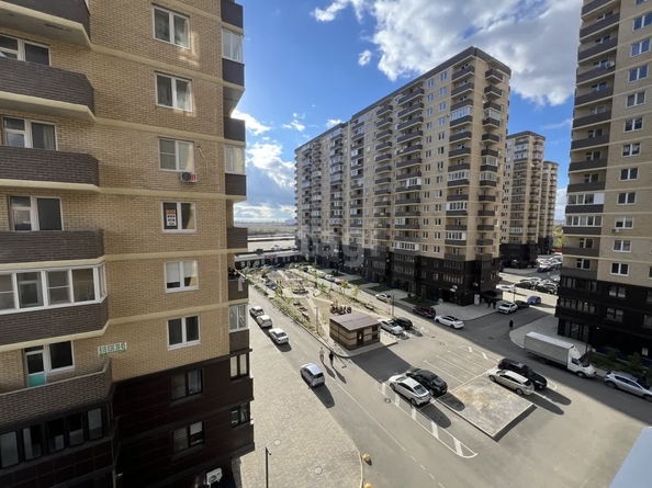 
   Продам 2-комнатную, 53 м², Героя Ростовского ул, 8/1

. Фото 24.
