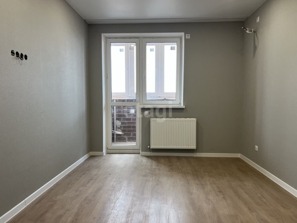 
   Продам 2-комнатную, 52 м², Жириновского ул, 1/8

. Фото 1.