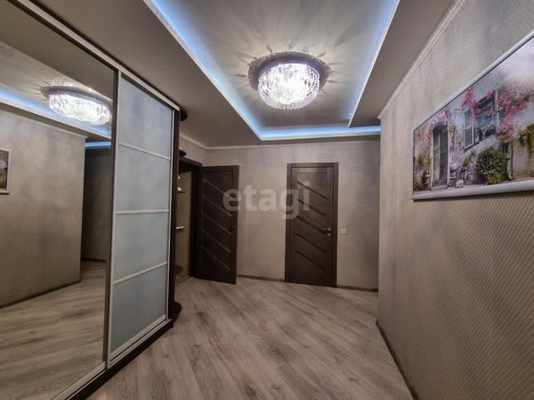 
   Продам 2-комнатную, 66.7 м², Петра Метальникова ул, 5/2

. Фото 3.