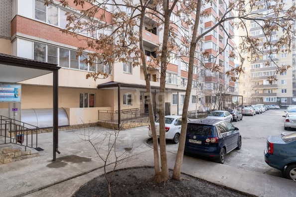 
   Продам 1-комнатную, 43.9 м², Героя Яцкова И.В. ул, 6

. Фото 19.