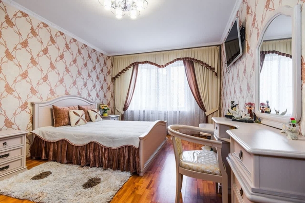 
   Продам 3-комнатную, 103.1 м², Атарбекова ул, 7

. Фото 4.