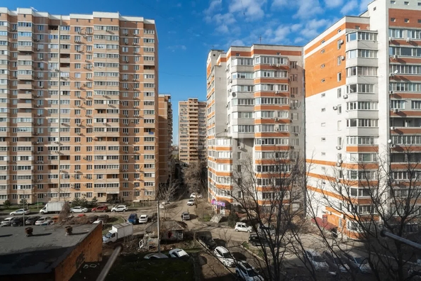 
   Продам 1-комнатную, 38.9 м², Игнатова ул, 4

. Фото 13.