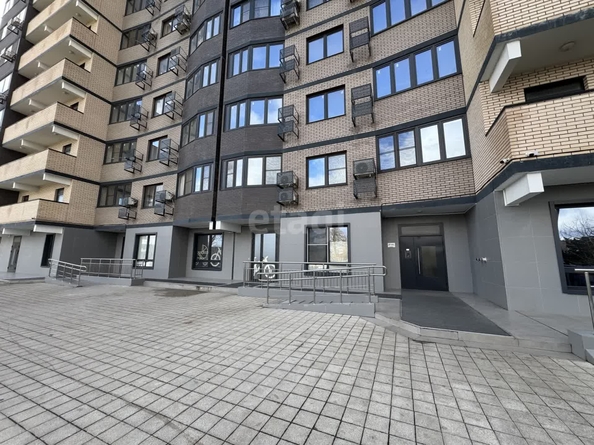 
   Продам 2-комнатную, 70.9 м², Береговая ул, 2/2

. Фото 12.