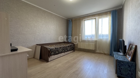 
   Продам 3-комнатную, 83.8 м², Валерия Гассия ул, 7

. Фото 5.