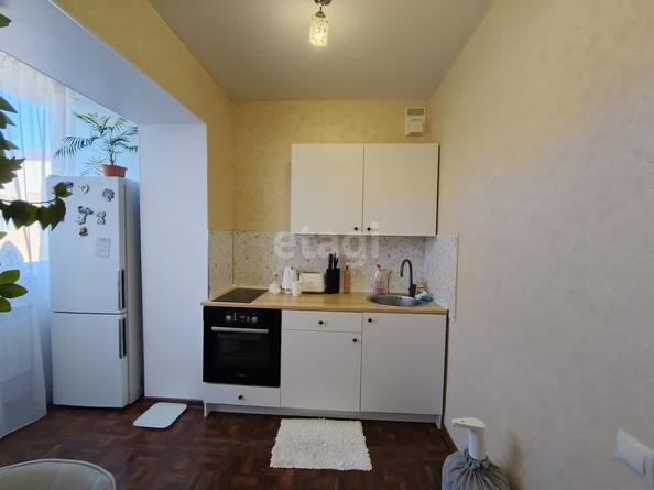 
   Продам 1-комнатную, 32.7 м², Мусоргского М.П. ул, 1

. Фото 8.