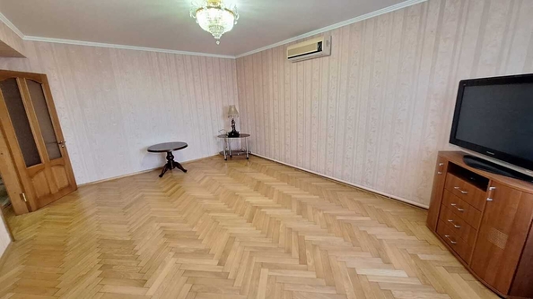 
  Продается 2-комн. квартира, 92 м², Родниковая ул, д. 2/4
. Фото 8.