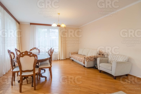 
  Продается 4-комн. квартира 205.6 м². Фото 6.