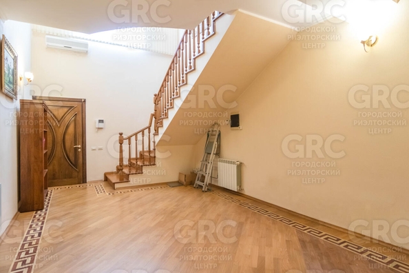 
  Продается 4-комн. квартира 205.6 м². Фото 8.