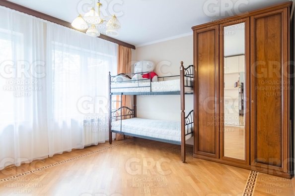 
  Продается 4-комн. квартира 205.6 м². Фото 9.