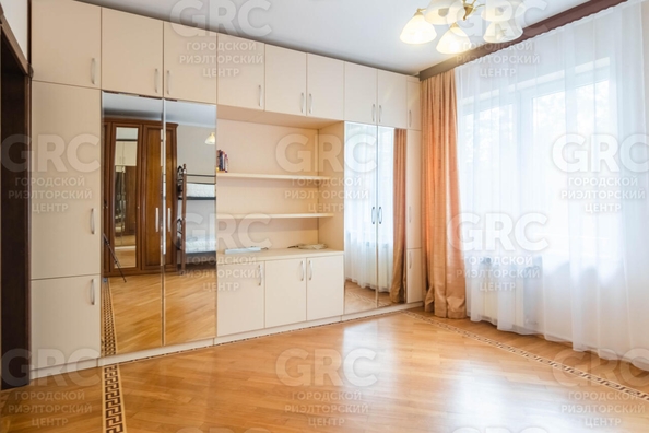 
  Продается 4-комн. квартира 205.6 м². Фото 12.