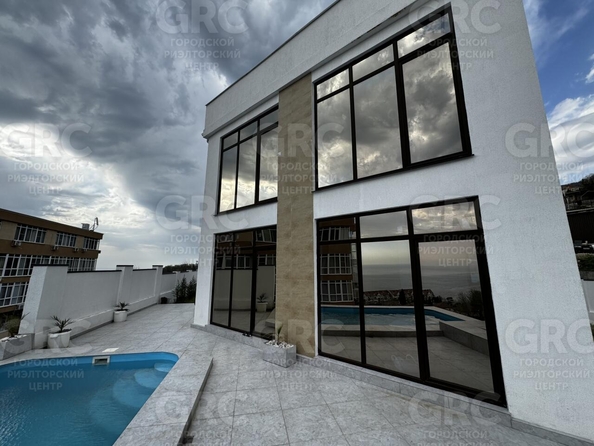 
  Продается коттедж 400 м². Фото 1.