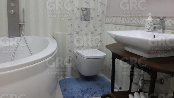 
  Продается 2-комн. квартира 70 м². Фото 10.