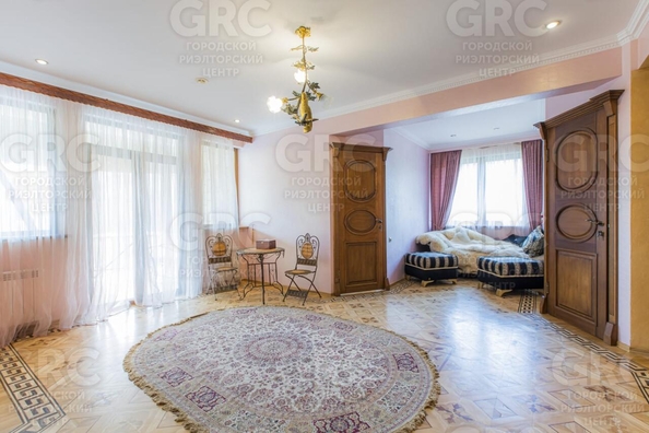 
   Продам дом, 750 м², Сочи

. Фото 15.