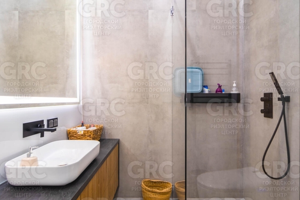 
   Продам дом, 372 м², Сочи

. Фото 17.