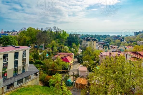 
   Продам 3-комнатную, 77 м², Клубничная ул, 2/4

. Фото 8.