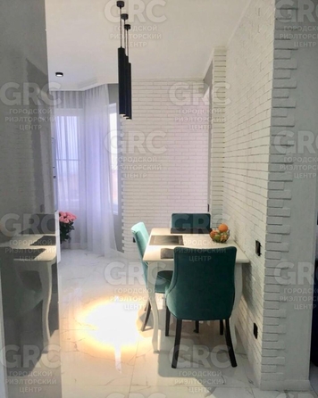 
   Продам 3-комнатную, 70 м², Лесная ул, 6/1

. Фото 3.