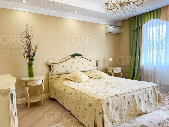 
   Продам 4-комнатную, 120 м², Рахманинова пер, 47/4

. Фото 3.