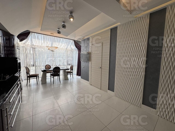 
  Продается 4-комн. квартира, 189 м², Пирогова ул, д. 40А
. Фото 5.