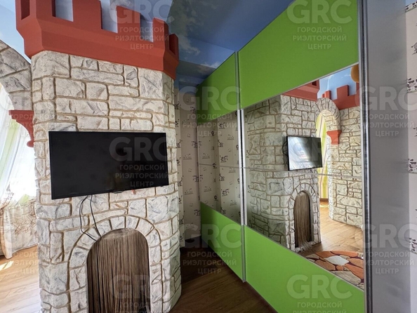 
  Продается 4-комн. квартира, 189 м², Пирогова ул, д. 40А
. Фото 14.