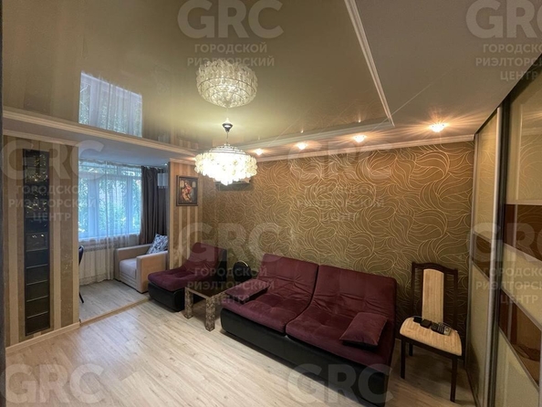 
   Продам 1-комнатную, 26.9 м², Ульянова ул, 107

. Фото 8.