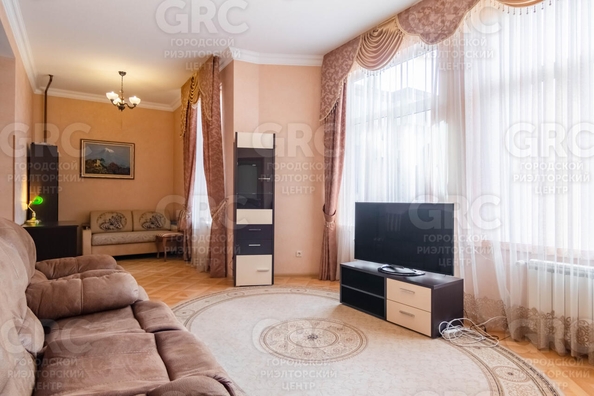 
   Продам дом, 1000 м², Сочи

. Фото 14.