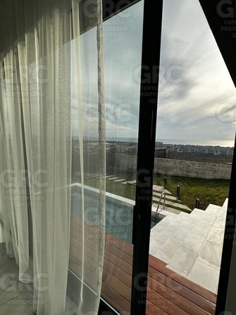
   Продам дом, 400 м², Сочи

. Фото 14.