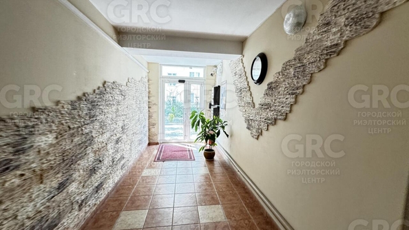 
   Продам 2-комнатную, 89 м², Клубничная ул, 6а

. Фото 22.