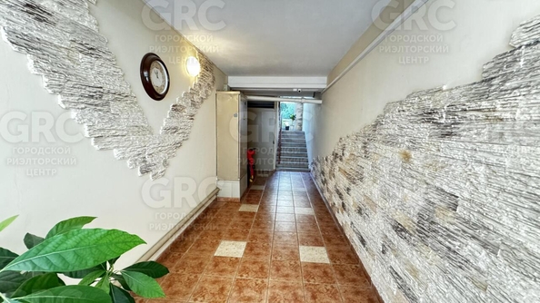 
   Продам 2-комнатную, 89 м², Клубничная ул, 6а

. Фото 23.