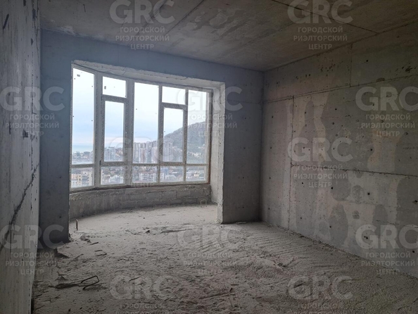 
   Продам 2-комнатную, 58.8 м², Виноградная ул, 195/1

. Фото 2.