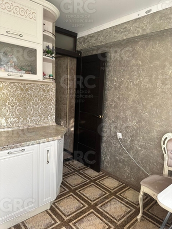 
   Продам 3-комнатную, 69 м², Надежная ул, 12

. Фото 3.