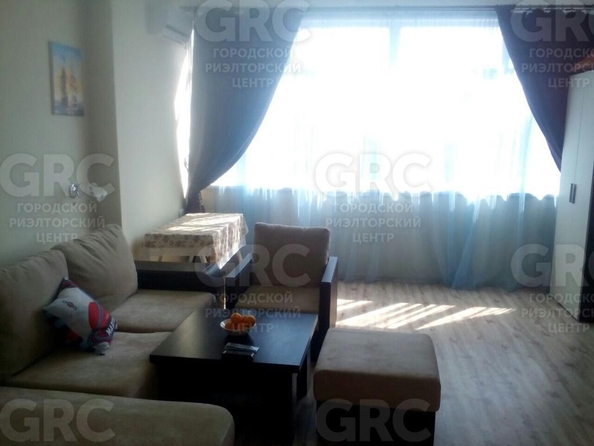 
   Продам студию, 37 м², Виноградный пер, 1а

. Фото 2.