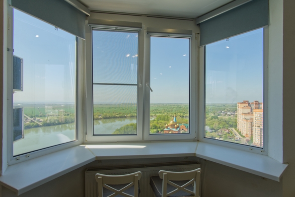 
   Продам 1-комнатную, 62 м², Рождественская Набережная ул, 2

. Фото 2.