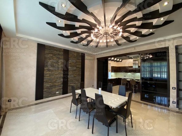 
   Продам дом, 500 м², Сочи

. Фото 13.