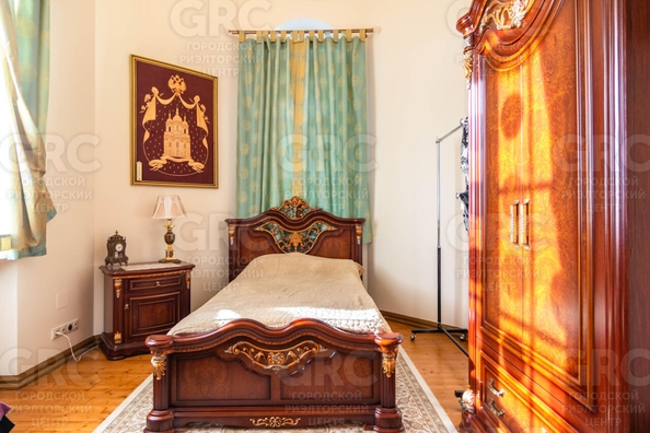 
   Продам дом, 400 м², Сочи

. Фото 21.