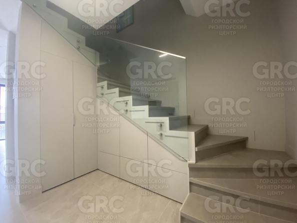 
   Продам дом, 170 м², Сочи

. Фото 12.