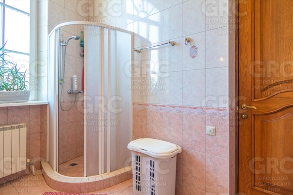 
   Продам дом, 600 м², Сочи

. Фото 15.
