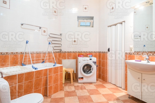 
   Продам дом, 600 м², Сочи

. Фото 48.