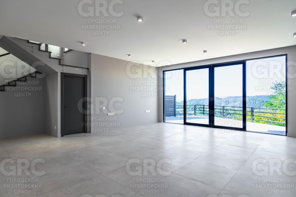 
   Продам коттедж, 185 м², Сочи

. Фото 23.