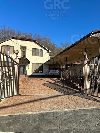 
   Продам дом, 165 м², Сочи

. Фото 2.