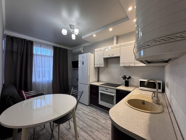 
   Продам 1-комнатную, 36.5 м², Нижнеимеретинская ул, 139А

. Фото 9.