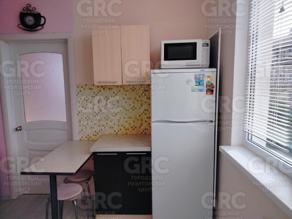 
   Продам 1-комнатную, 35 м², Виноградная ул, 76

. Фото 5.