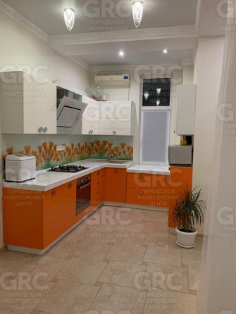 
   Продам 2-комнатную, 53 м², Ленина ул, 284Г/4

. Фото 1.