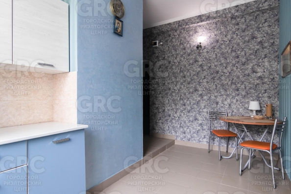 
   Продам 1-комнатную, 32 м², Виноградная ул, 121

. Фото 6.