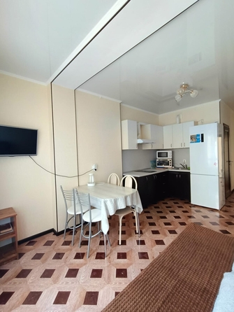 
  Продается 2-комн. квартира, 75 м², Кирова ул, д. 1
. Фото 12.